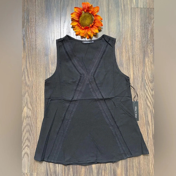 🌴3/$30🌴DOE & RAE Black Lightweight Embroidered Cotton Tank Top NWT - Picture 8 of 11